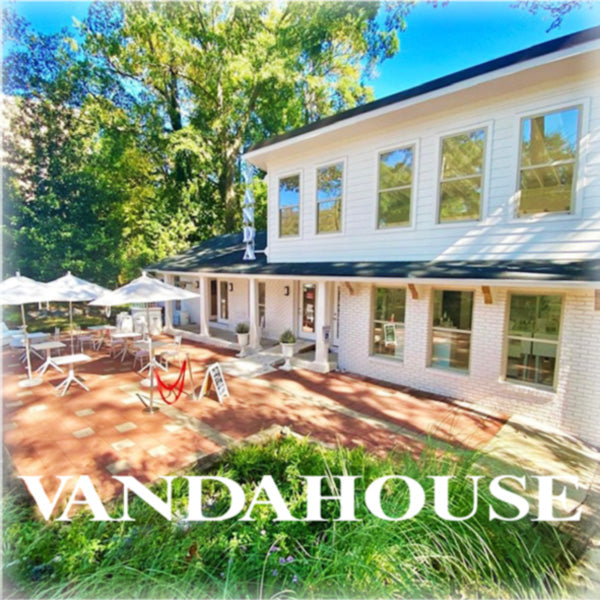 VANDAHOUSE